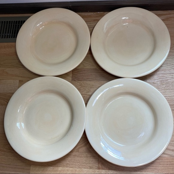 Espana Hand Painted Collection Ivory Cream Dinner Plates Set of 4 Tabletops - Picture 2 of 5